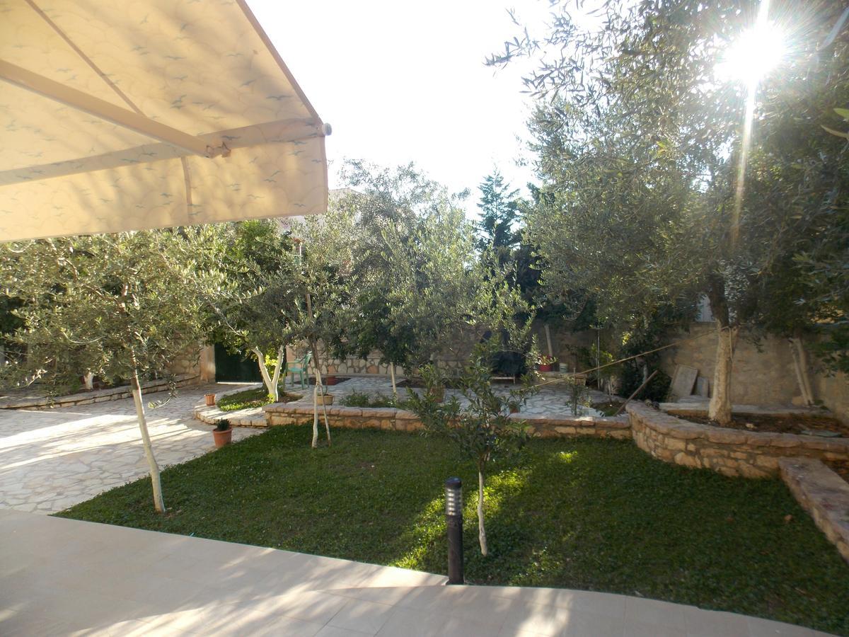 Elvin Apartments Sarandë Exterior foto